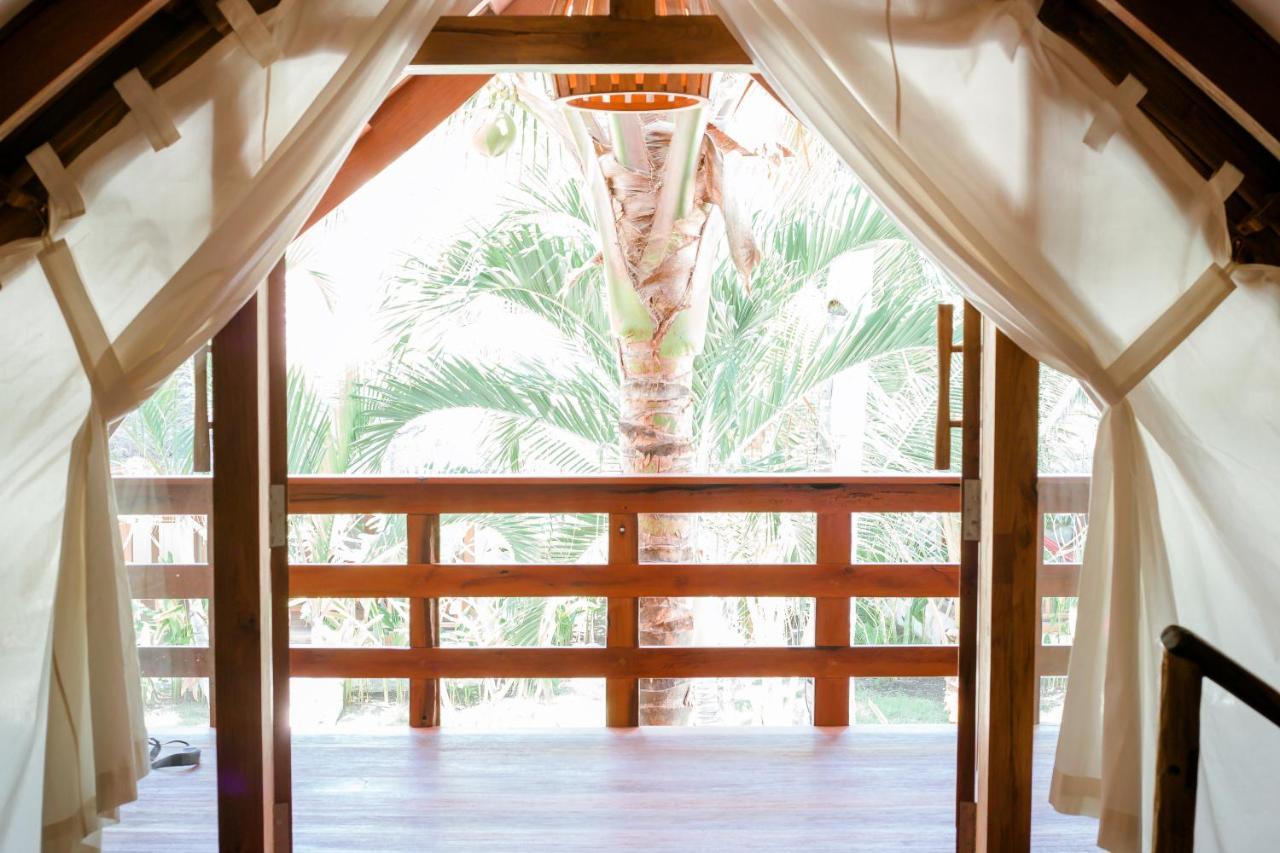 גילי אייר Island View Bar & Bungalow מראה חיצוני תמונה
