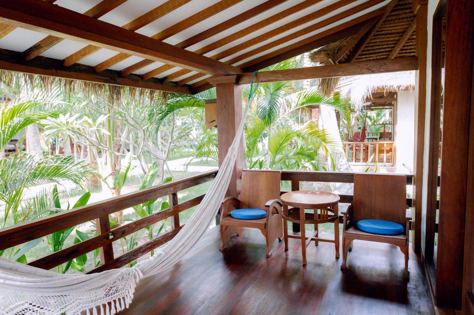 גילי אייר Island View Bar & Bungalow מראה חיצוני תמונה